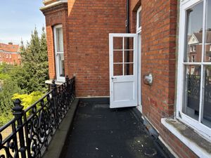 Canfield Gardens South Hampstead